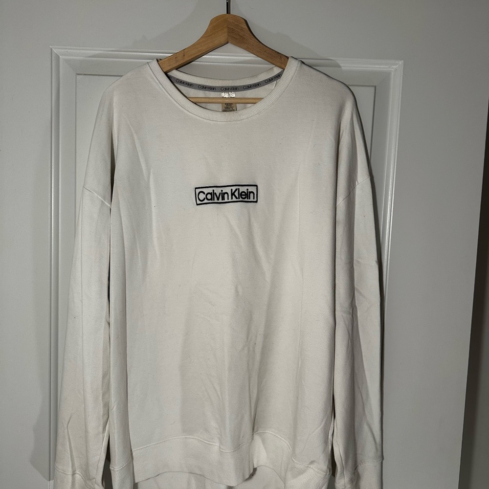 Calvin Klein Men's Cream Crewneck Sweater